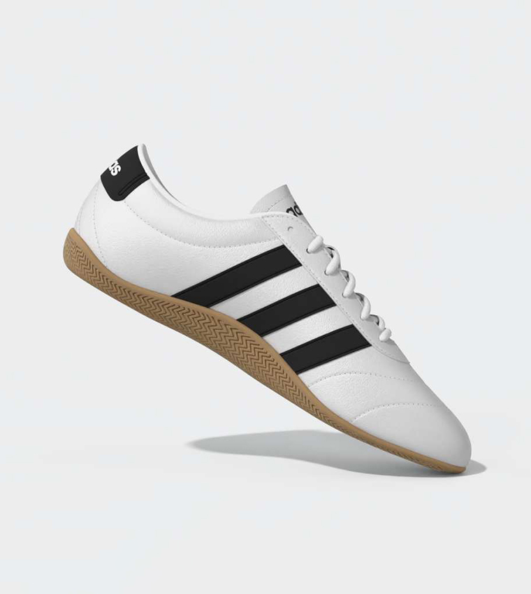 GRAND COURT Stripe Detail Lace-Up Sneakers