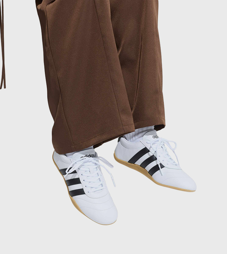 GRAND COURT Stripe Detail Lace-Up Sneakers