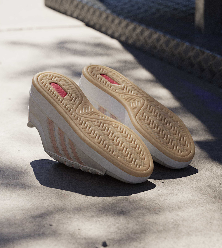 GRAND COURT 3.0 Lace Detail Sneakers