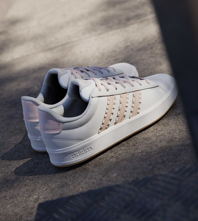 GRAND COURT 3.0 Lace Detail Sneakers