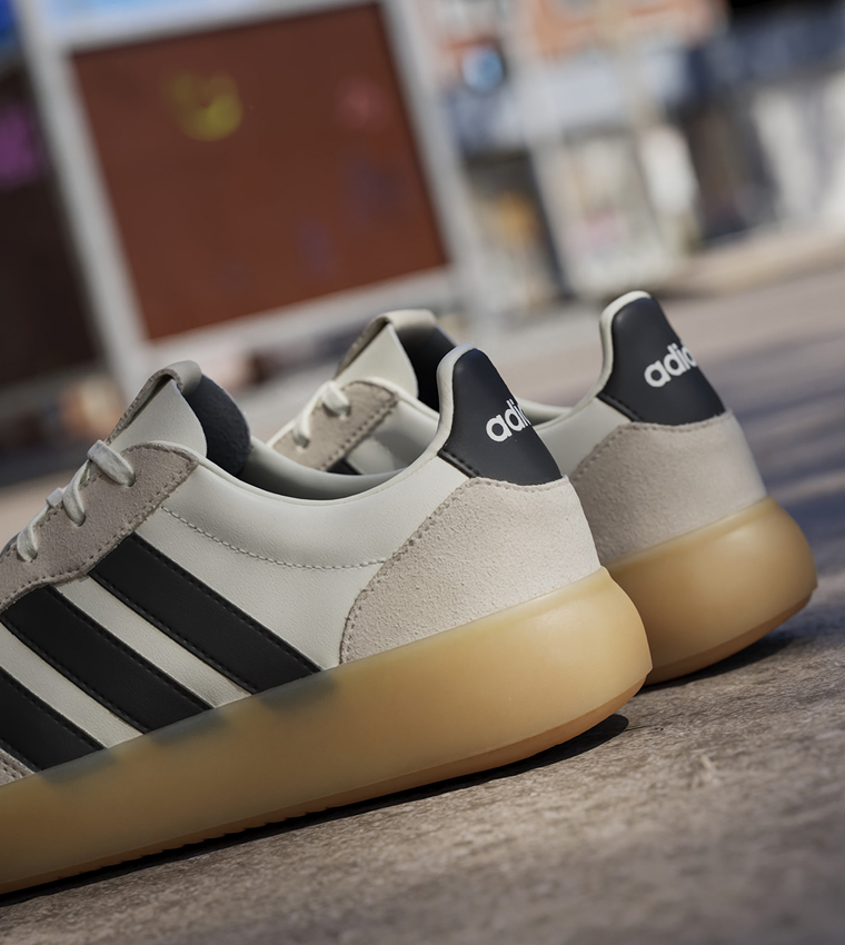 BARREDA DECODE LUX Color Block Lace-Up Sneakers