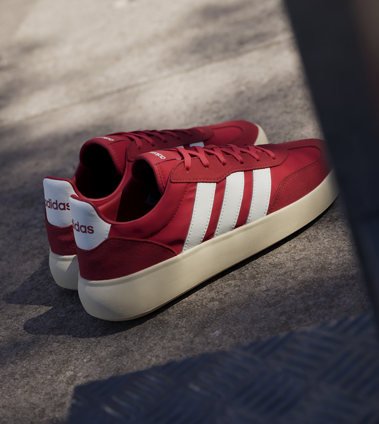 BARREDA DECODE Stripe Detail Lace-Up Sneakers