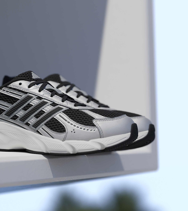 TECHNOCHAOS 2000 Color Block Lace-Up Sneakers