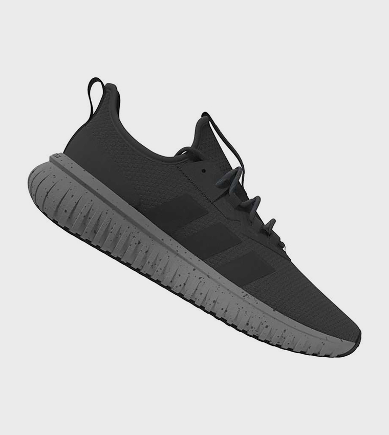 سنيكرز كابتير شبكي بشعار