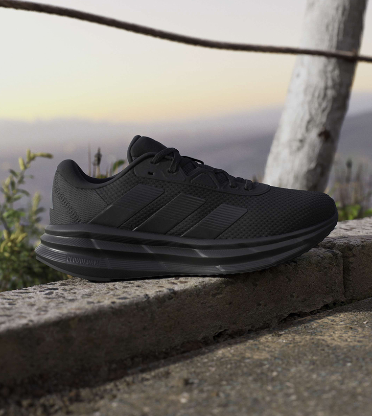 GALAXY 7 EXTRA WIDE Stripe Detail Lace-Up Running Shoes