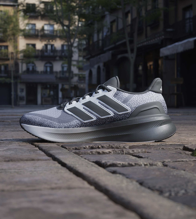 ULTRARUN 5 Color Block Lace-Up Shoes