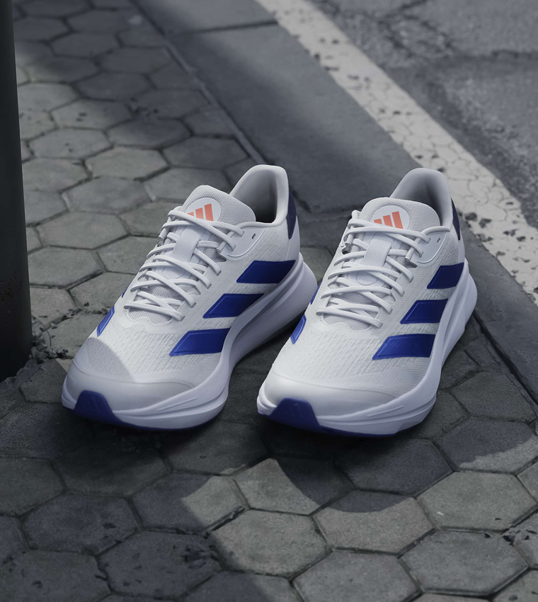 حذاء جري دورامو إس إل 2 مخطط برباط