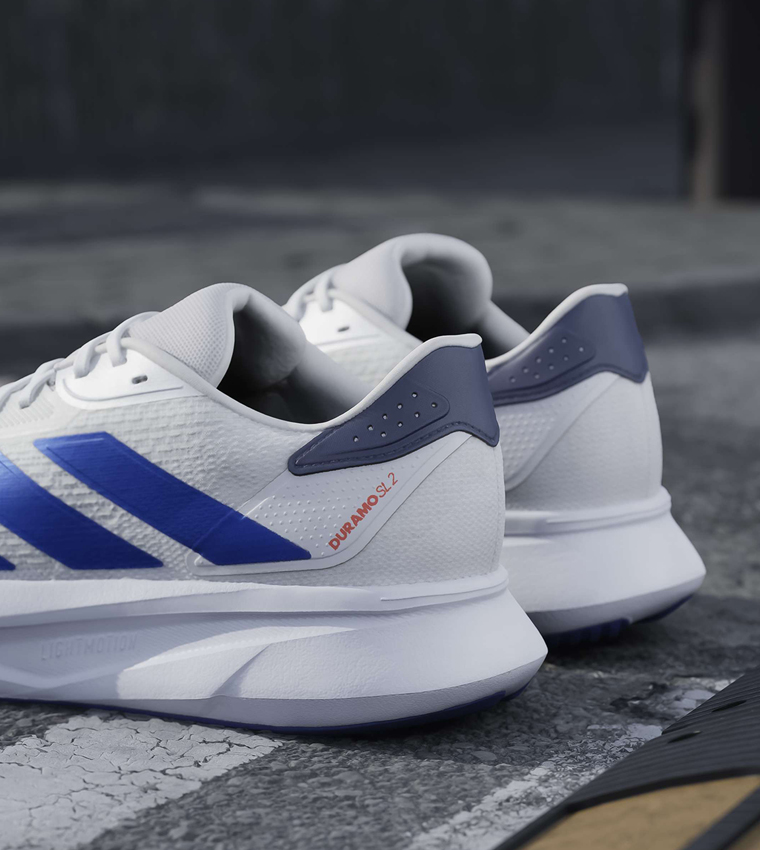 حذاء جري دورامو إس إل 2 مخطط برباط