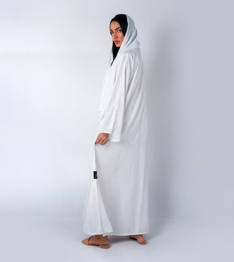 جميلة للعبايات  عباية - أبيض Abayas