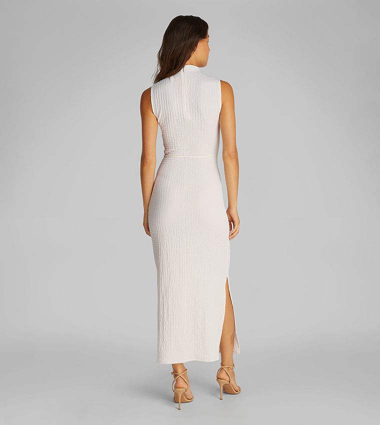 Buy Calvin Klein Crinkled Jersey Sleeveless Maxi Dress In White | 6thstreet Qatar Buy Calvin Klein Crinkled Jersey Sleeveless Maxi Dress In White | 6thstreet Qatar