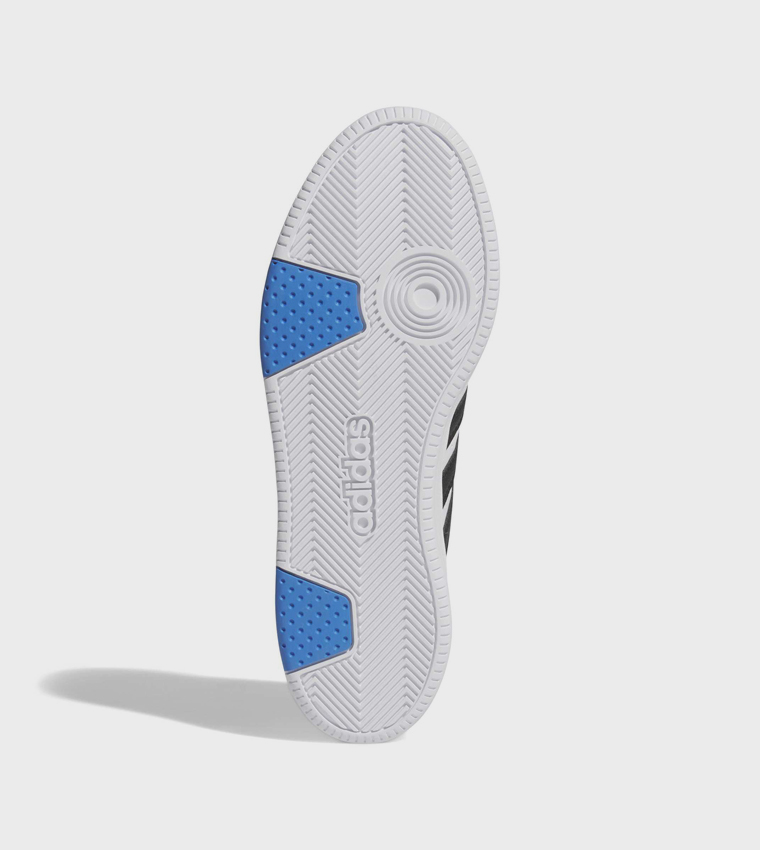 سنيكرز هوبس كلاسيك مخطط