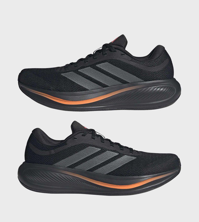 سنيكرز ريسبونس رانر مخطط وبرباط