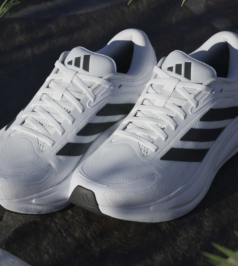 سنيكرز جري ريسبونس مخطط