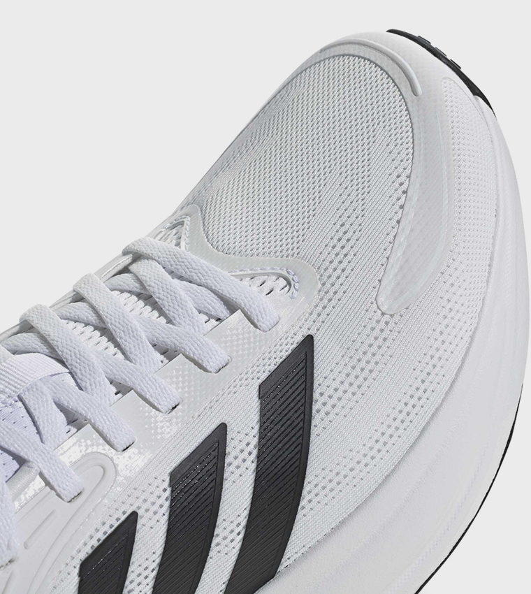 سنيكرز جري ريسبونس مخطط