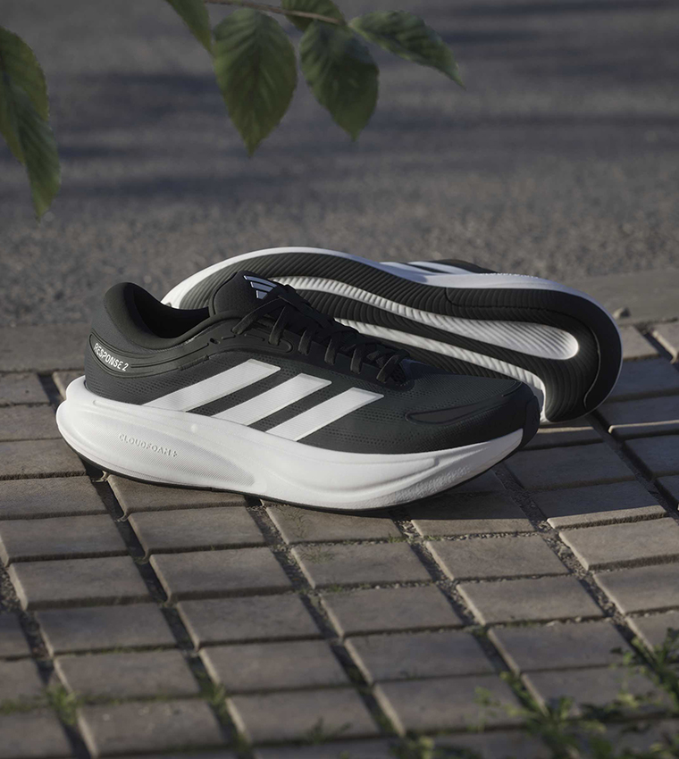 RESPONSE 2 Stripe Detail Running Shoes