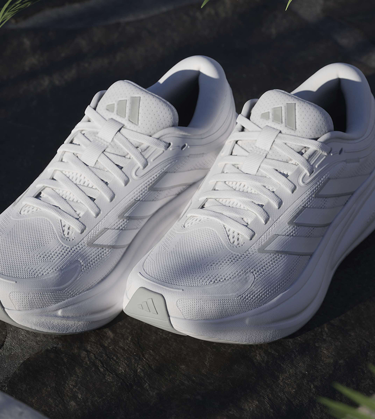 RESPONSE 2 Stripe Detail Running Shoes