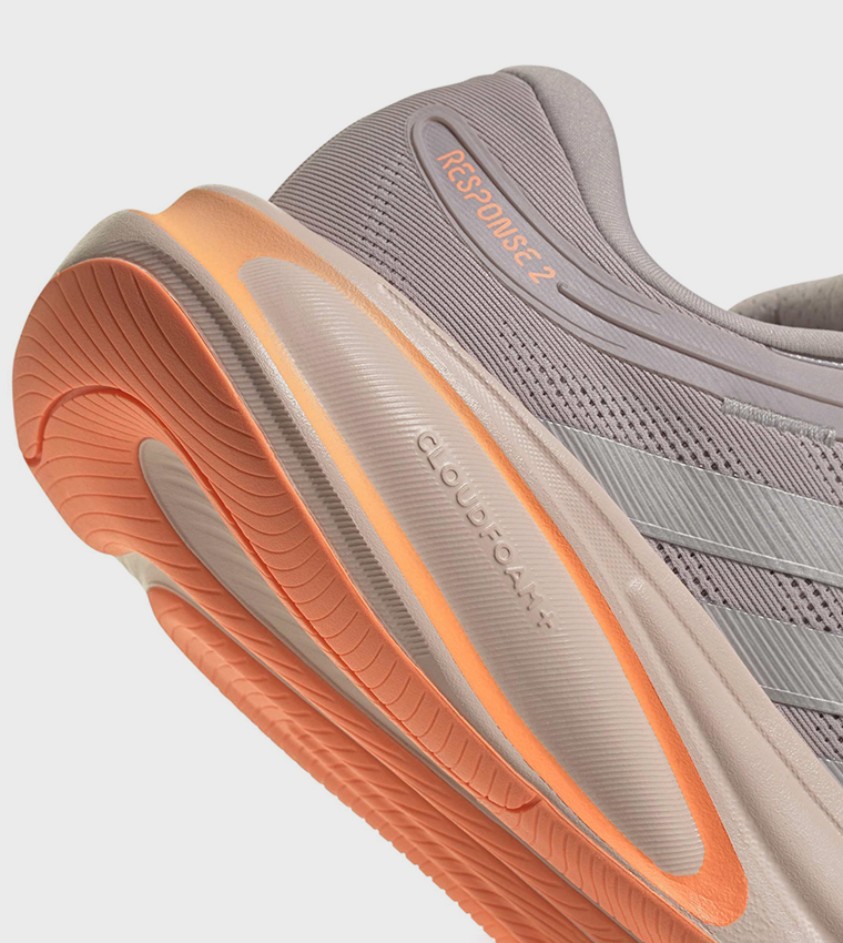 سنيكرز جري ريسبونس مخطط