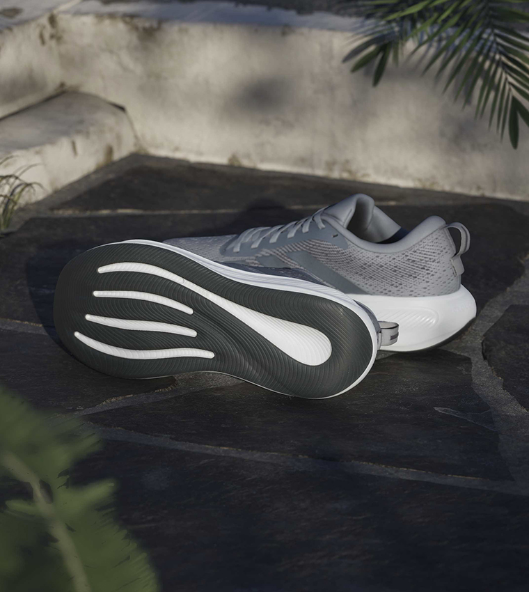 RESPONSE PACE Stripe Detail Running Shoes