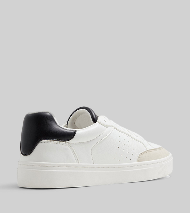 KRYSTA Round Toe Lace-Up Sneakers