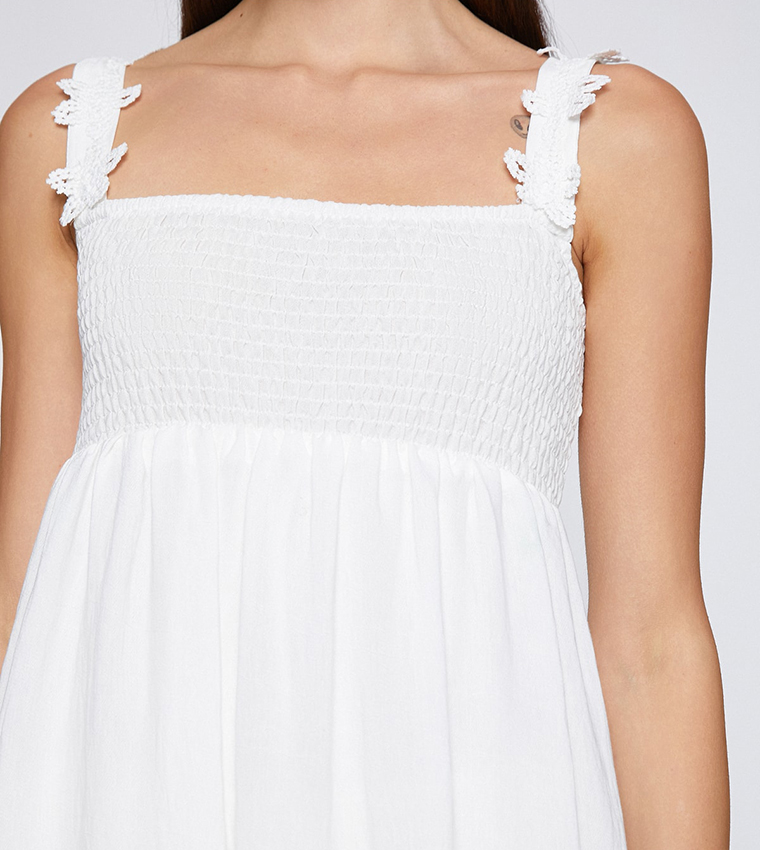 فستان ماكسي بحمالات 