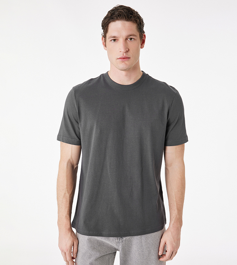 Solid Crew Neck Short Sleeves T-Shirt