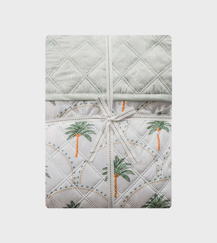 Patterned Double Bedspread