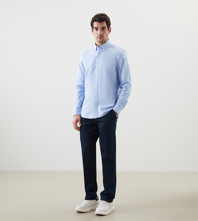 Solid Button-Down Collar Slim Fit Oxford Shirt