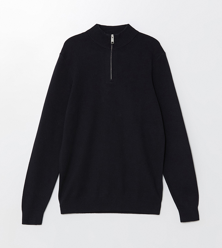 سويتر بياقة عالية ونصف سحاب 