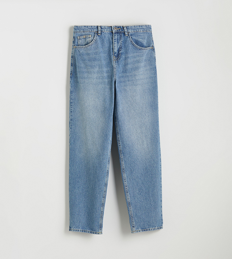 Washed Mid Rise Baggy Fit Jeans