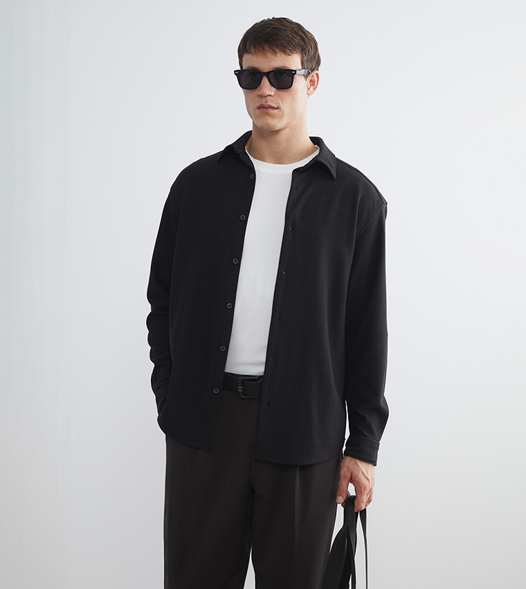 Textured Slim Fit Long Sleeves Shirt
