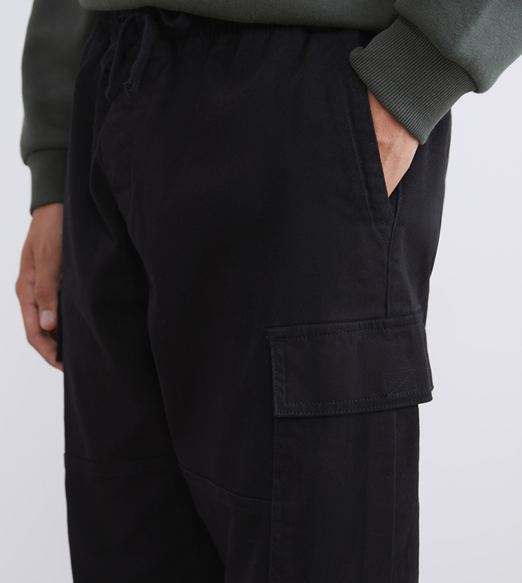 Mid Rise Slim Fit Cargo Trousers
