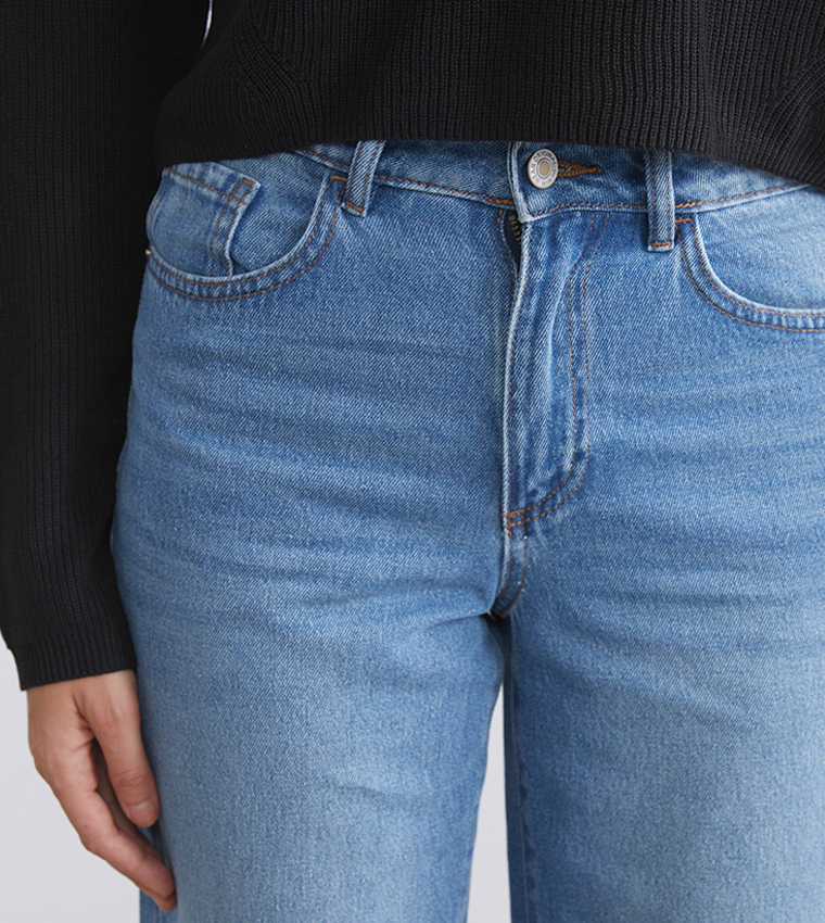 Washed High Rise Wide Leg Jeans