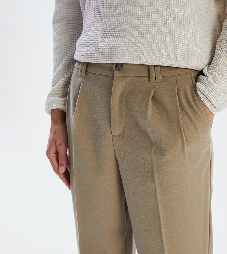 بنطال بخصر متوسط 