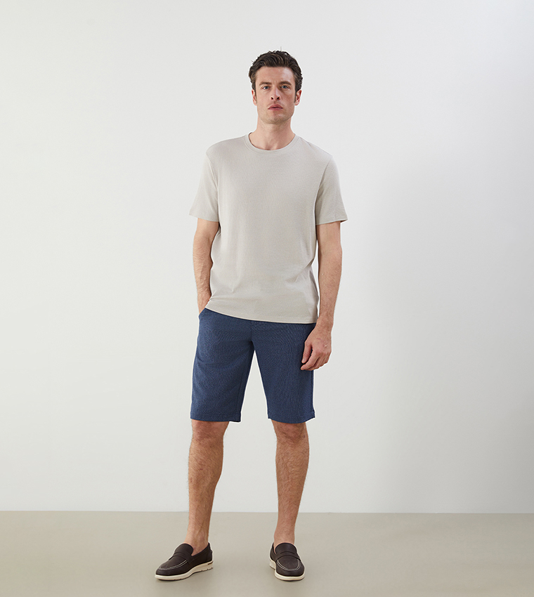 Textured Short Sleeves Casual T-Shirt