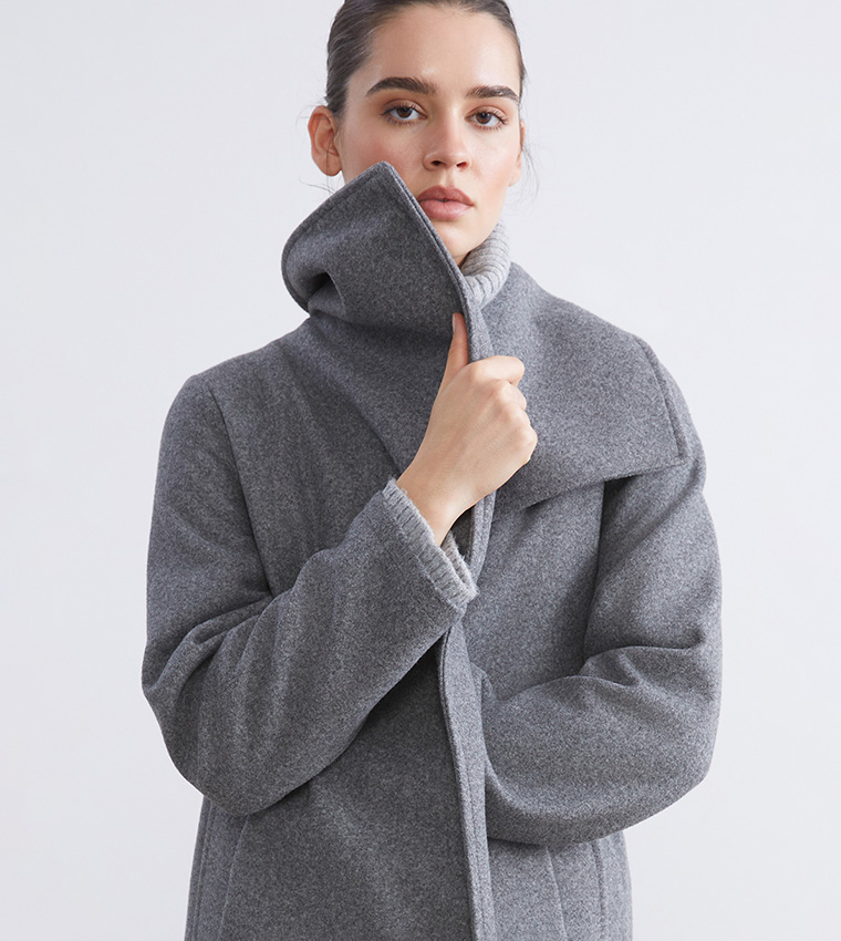 Solid Double Breasted Cachet Overcoat