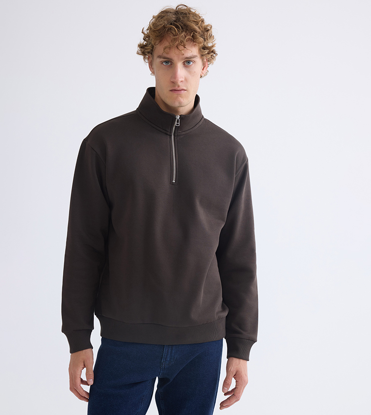 Half-Zipper High Neck Sweatshirt