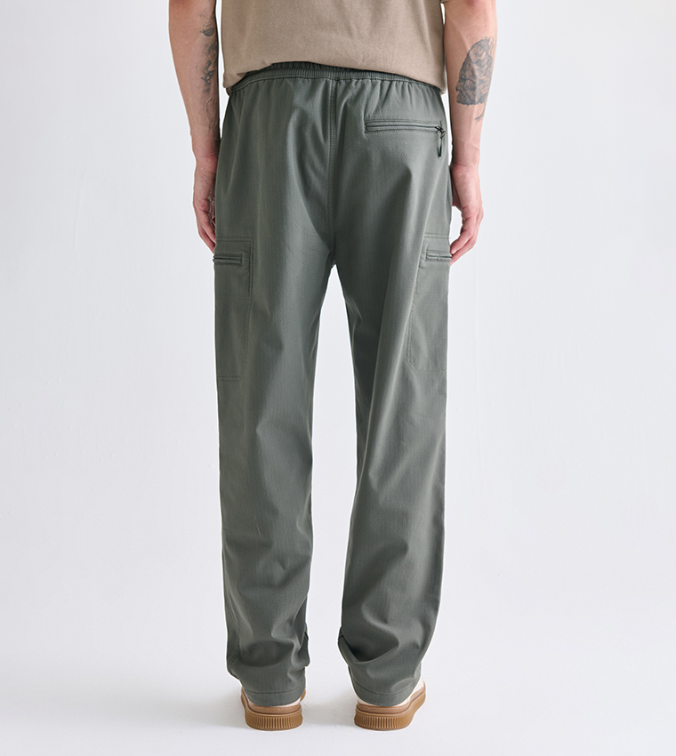 Mid Rise Standard Fit Cargo Trousers