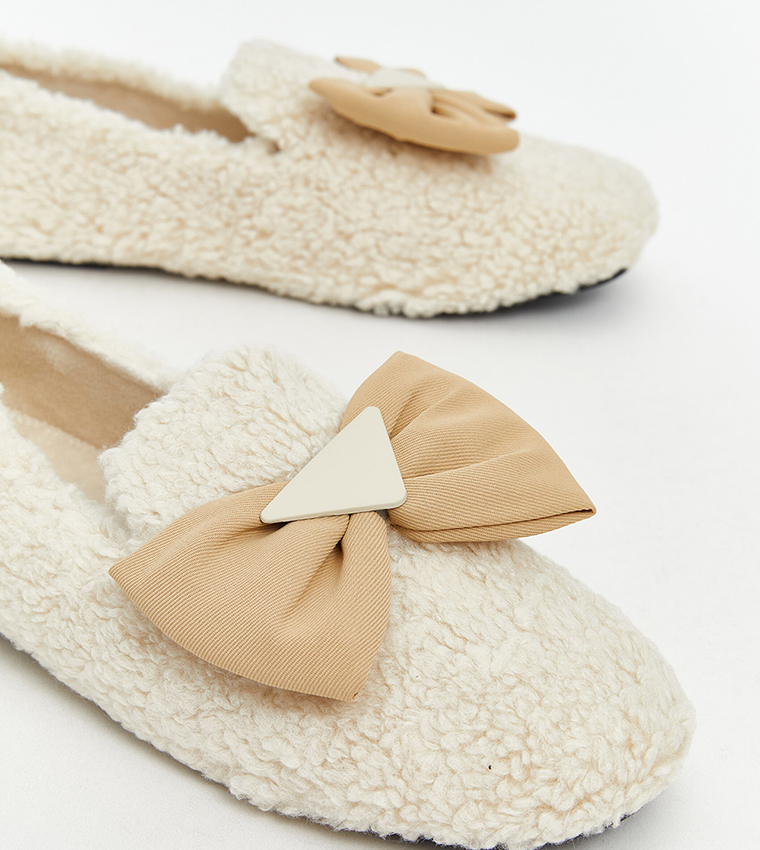 Bow Detail Slip On Shoes