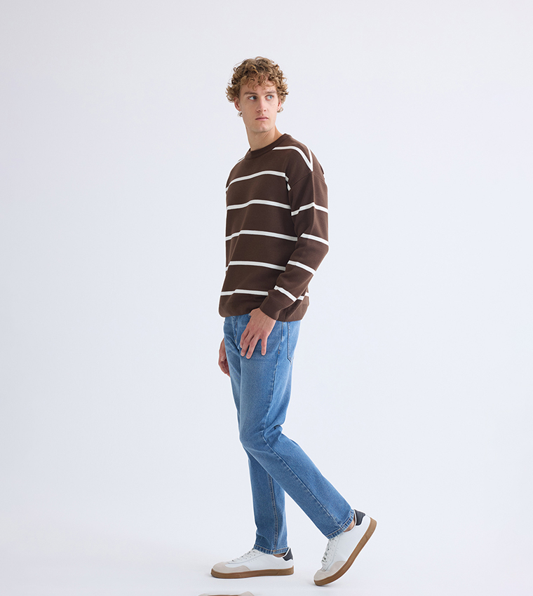 Washed Mid-Rise Slim Fit Jeans