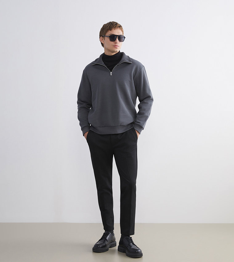 Half Zippered Long Sleeves Sweatshirt