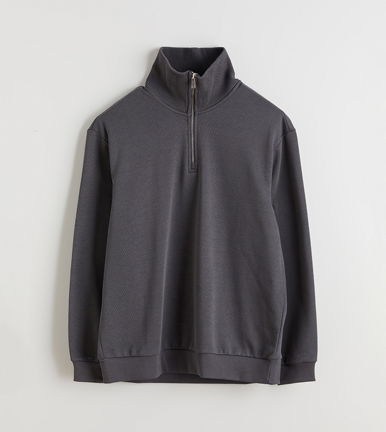 Half Zippered Long Sleeves Sweatshirt