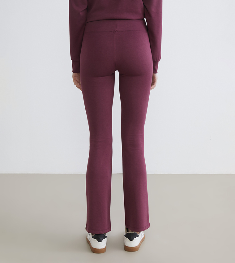 بنطال رياضي نسائي سادة بخصر مرن 