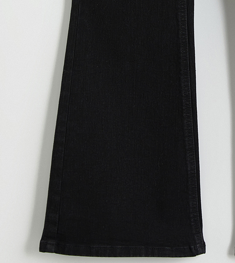 Mars Solid High Rise Flared Jeans