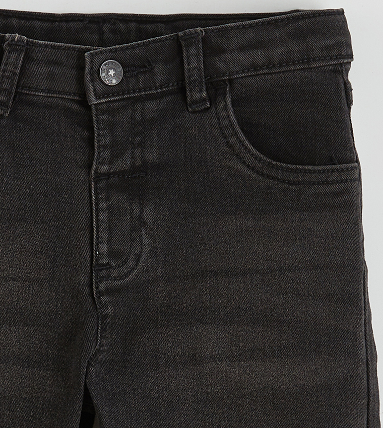 Washed Button Closure Slim Fit Jeans
