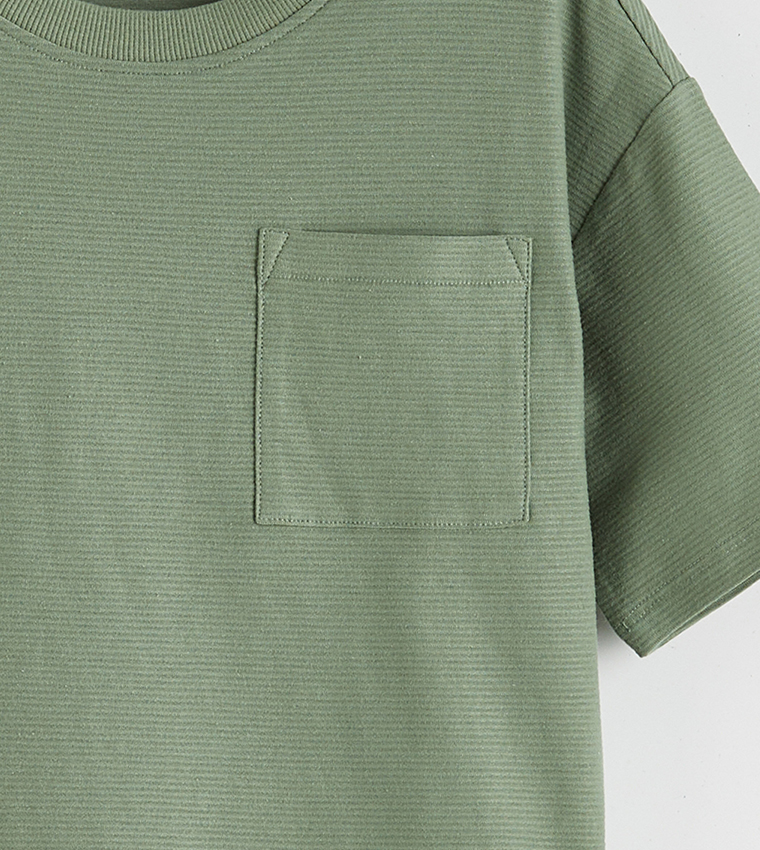 Pocket Front Short Sleeves T-Shirt