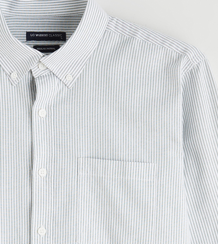 قميص مخطط بكم طويل وقصة عادية