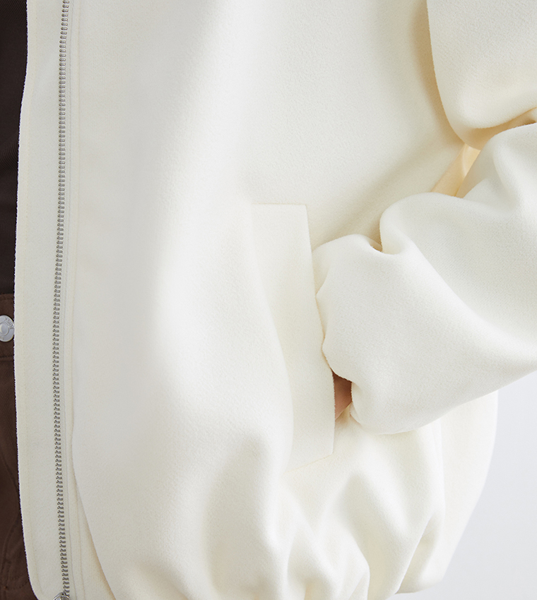 جاكيت بومبر أوفرسايز 