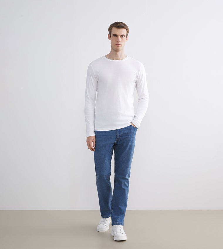 Washed Mid Rise Straight Fit Jeans