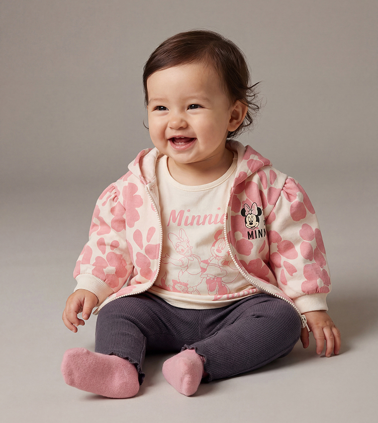 طقم ملابس بطبعة 