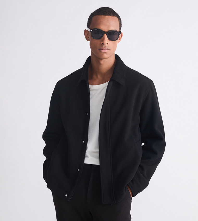 Long Sleeves Standard Fit Collared Jacket